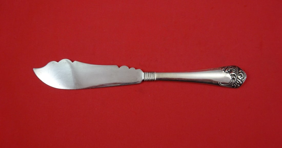 Sterling Silver Fish Knife 7.75 Inch Marie Antoinette Pattern: Sterling Silver Fish Knife 7.75 Inch Marie Antoinette Pattern This is a sterling silver fish knife in the Marie Antoinette pattern by Shiebler. The knife measures 7 3/4 inches in length, is pre-owned,
