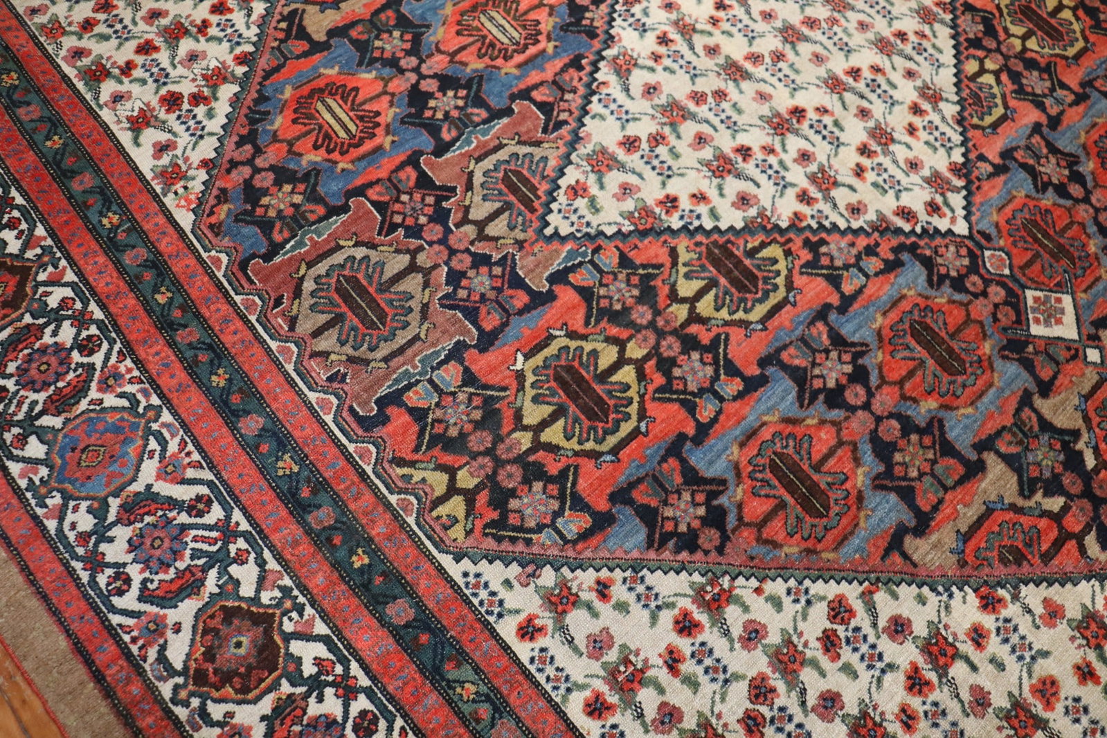 10' 9" x 12' 8" Persian Serab Hamadan Room Rug: 10' 9" x 12' 8" Persian Serab Hamadan Room Rug Traditional Persian Serab Hamedan village rug dating to the second quarter of the 20th century. This pre-owned room-size rug features a dramatic design a