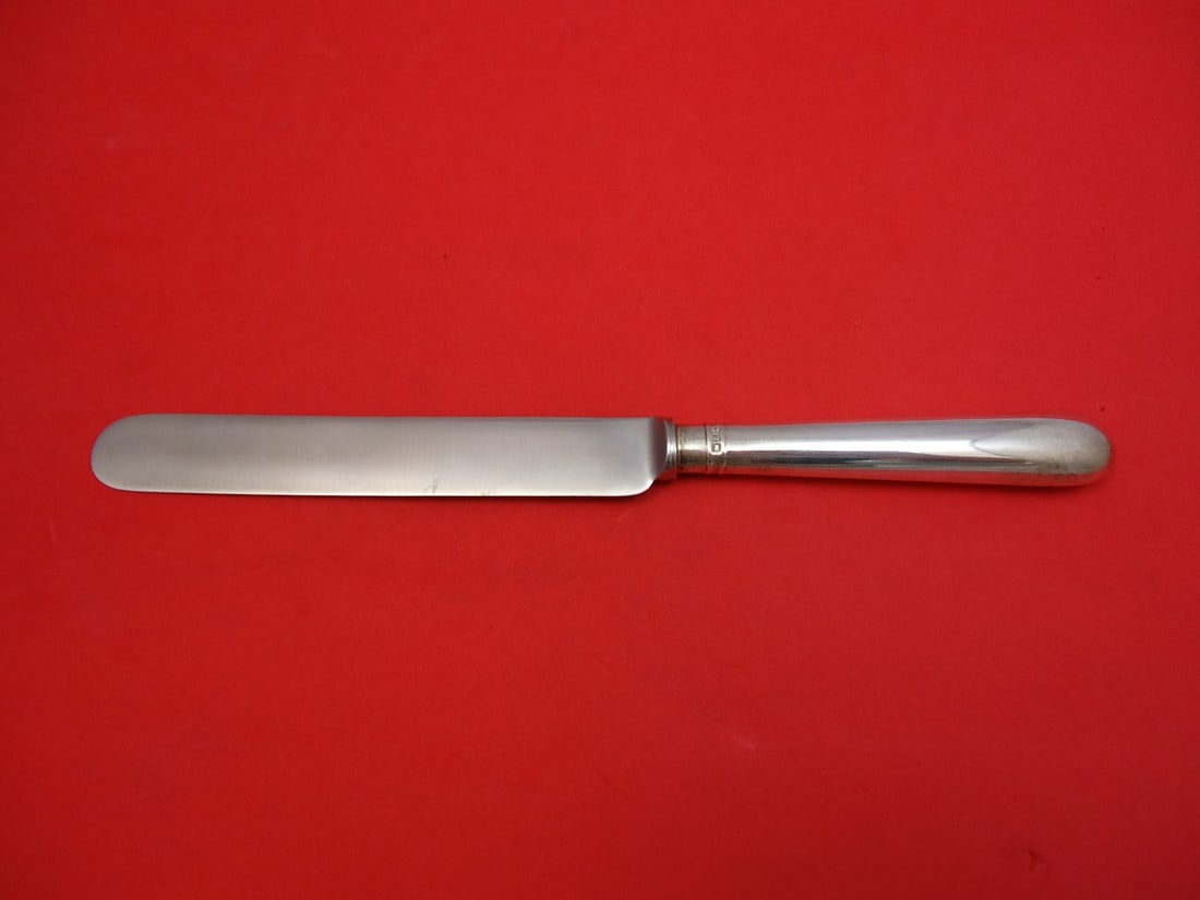 Spaulding & Co. Round Sterling Silver Dinner Knife 9 3/4in: Spaulding & Co. Round Sterling Silver Dinner Knife 9 3/4in This exquisite dinner knife from Spaulding & Co. features a classic round design, crafted from high-quality English sterling silver. Measurin