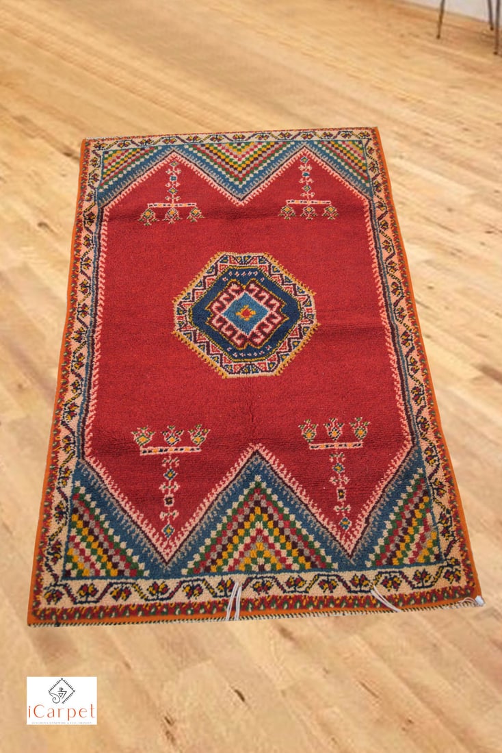 Handwoven Red Moroccan Area Rug 100 Wool Berber Design 164 x 100cm: Handwoven Red Moroccan Area Rug 100 Wool Berber Design 164 x 100cm This stunning Red Moroccan area rug is a beautiful addition to any space, expertly designed and handwoven by skilled Berber weavers f