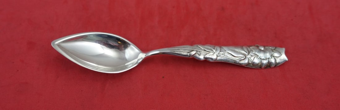 Shiebler Flora Sterling Silver Grapefruit Spoon #3 5 5/8 Inch: Shiebler Flora Sterling Silver Grapefruit Spoon #3 5 5/8 Inch This exquisite grapefruit spoon is crafted from sterling silver and features the elegant Flora pattern by Shiebler, a distinguished maker 