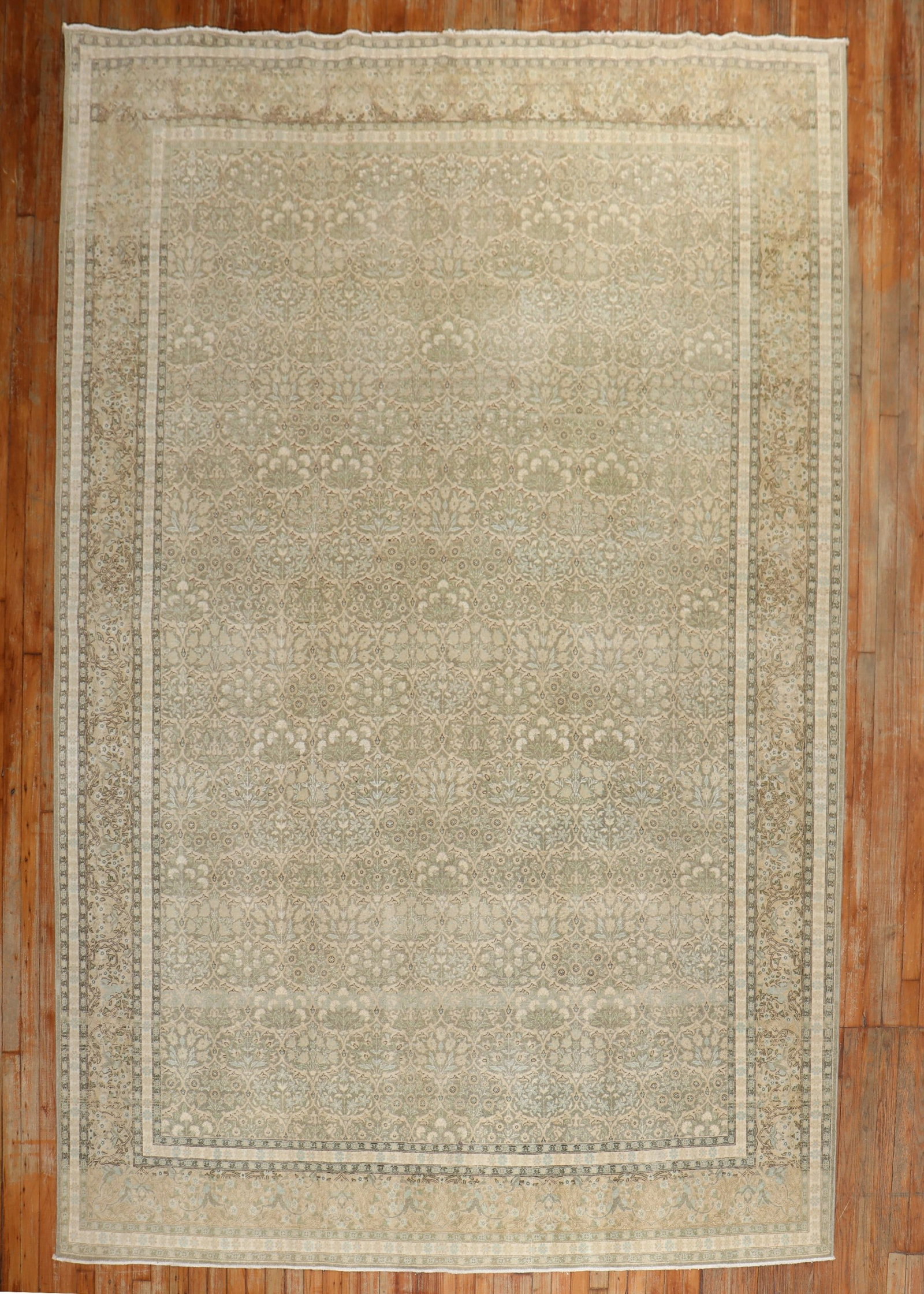 7' 10" x 11' 3" Persian Tabriz vintage room rug: 7' 10" x 11' 3" Persian Tabriz vintage room rug Vintage Persian Tabriz rug with a floral pattern and border design. This pre-owned room-size rug is identified as a Tabriz type. Specifications Type: Ta