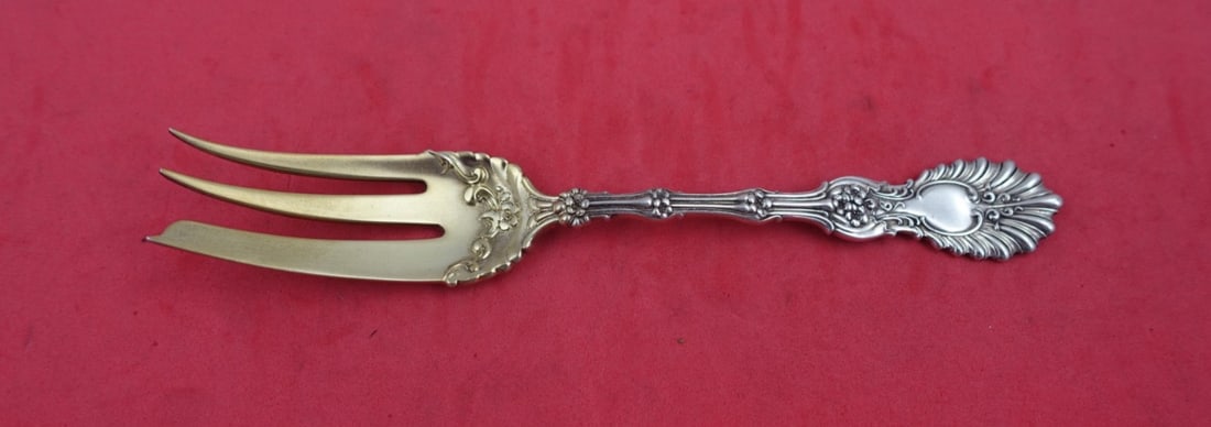 Whiting Radiant Sterling Silver 3-Tine Pickle Fork with Flowers: Whiting Radiant Sterling Silver 3-Tine Pickle Fork with Flowers This exquisite 3-tine pickle fork from the Radiant pattern by Whiting is a stunning piece crafted from sterling silver. Measuring 6 1/4 