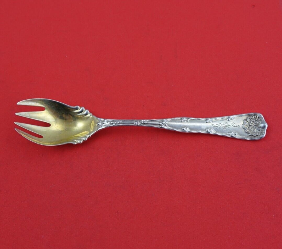 Tiffany and Co Wave Edge Sterling Silver Ice Cream Fork Monogrammed 6in: Tiffany and Co Wave Edge Sterling Silver Ice Cream Fork Monogrammed 6in Indulge in your favorite frozen treats with this exquisite Wave Edge Ice Cream Fork by Tiffany & Co. Crafted from high-quality s