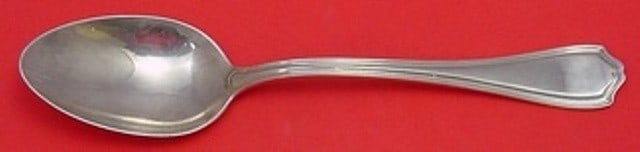 Reed and Barton Hepplewhite Sterling Silver Serving Spoon 8.25": Reed and Barton Hepplewhite Sterling Silver Serving Spoon 8.25" This exquisite serving spoon is crafted from sterling silver and features the elegant Hepplewhite pattern by Reed & Barton. Measuring 8 