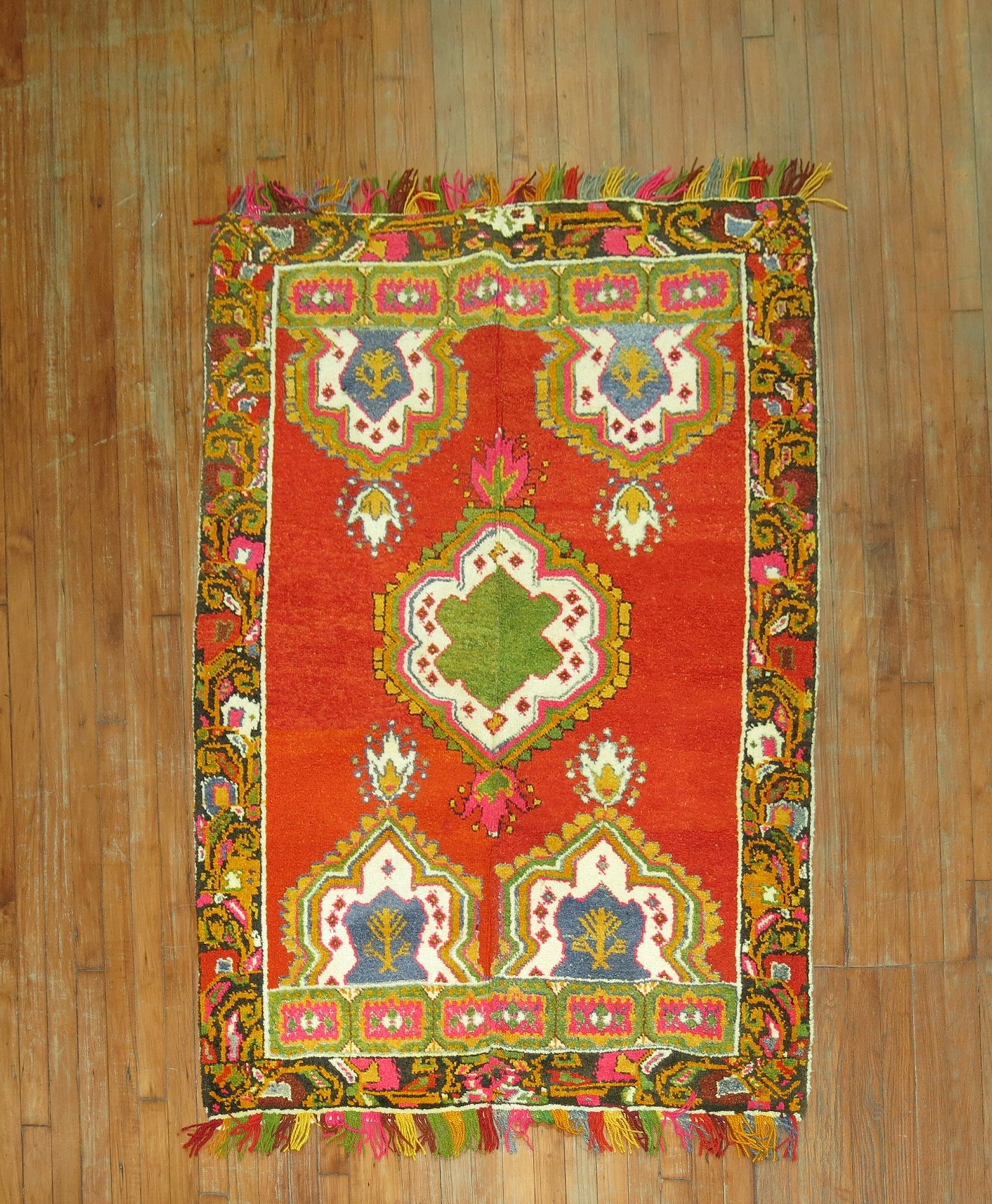 3' 9" x 5' 7" Turkish Oushak Rug with Fringe (1 of 7)