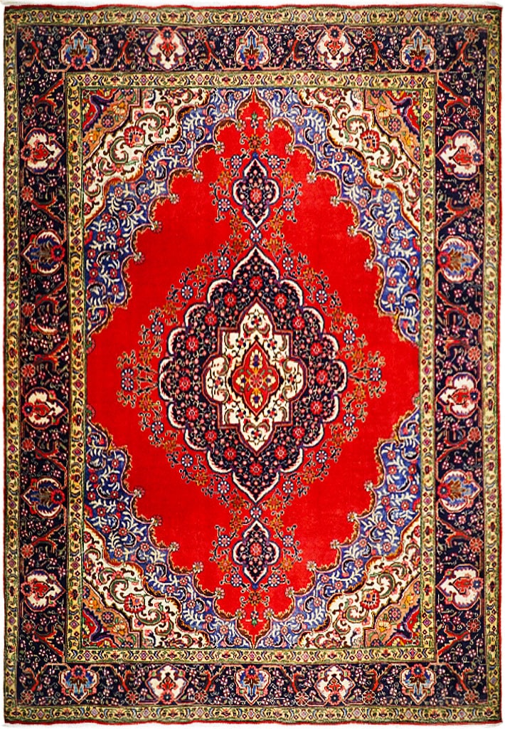 Handmade 9.8 x 12.3 Red Persian Sarouk Rug Semi-Antique: Handmade 9.8 x 12.3 Red Persian Sarouk Rug Semi-Antique Free continental US Shipping Enhance your living space with the timeless elegance of this handcrafted Persian Sarouk rug. Measuring 9' 8" x 12' 