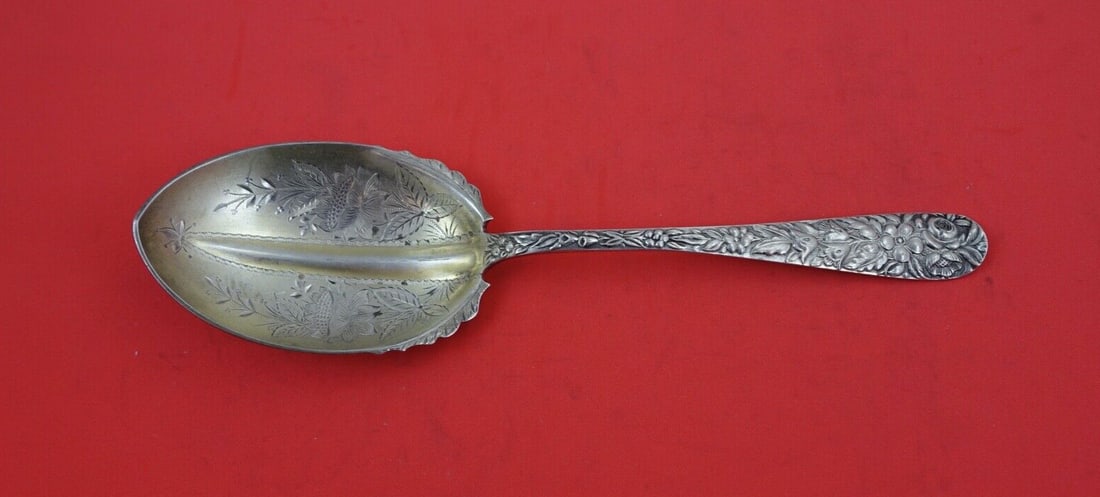 Hennegan & Bates Repousse Sterling Silver Pudding Spoon 9 1/4" Brite-Cut Flowers: Hennegan & Bates Repousse Sterling Silver Pudding Spoon 9 1/4" Brite-Cut Flowers This exquisite pudding spoon from Hennegan & Bates features the elegant Repousse pattern, showcasing intricate brite-cu
