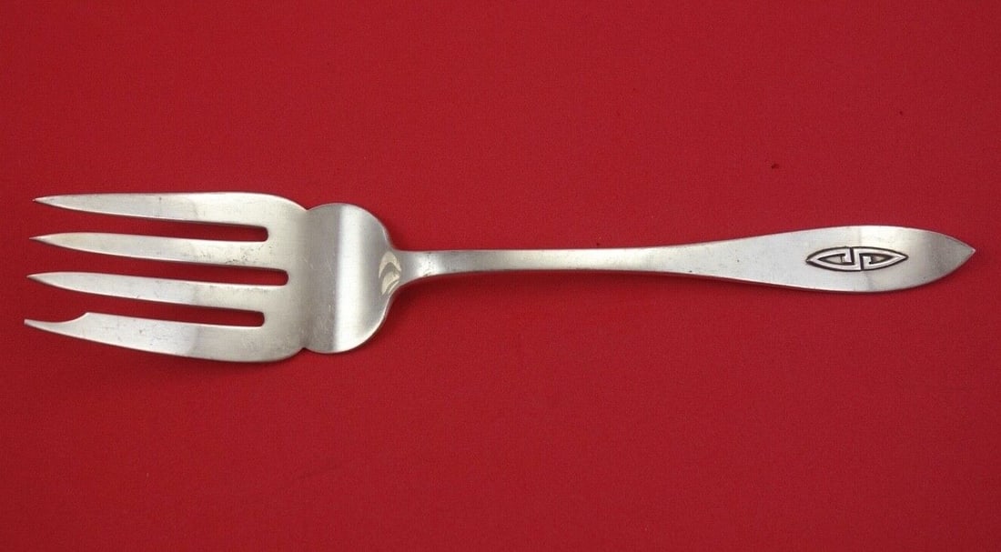 Shreve Buckingham Narrow Sterling Serving Fork Applied S Monogram 8 5/8": Shreve Buckingham Narrow Sterling Serving Fork Applied S Monogram 8 5/8" Sterling silver cold meat fork in the Buckingham Narrow pattern by Shreve. This serving fork dates to the 1900-1940 period, was