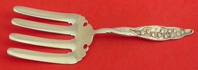 Whiting Sterling Silver 8.25" Lily of the Valley Serving Fork: Whiting Sterling Silver 8.25" Lily of the Valley Serving Fork This exquisite serving fork is a beautiful example of the "Lily of the Valley" pattern by Whiting, crafted from high-quality sterling silv