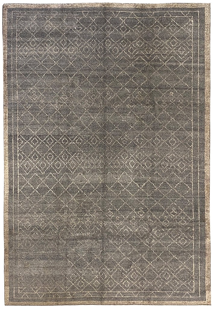 8.3 x 11.5 Contemporary Gray Handmade Wool Area Rug: 8.3 x 11.5 Contemporary Gray Handmade Wool Area Rug Free continental US Shipping Enhance your living space with the timeless beauty of this Contemporary Handmade Wool Rug in Gray. Measuring 8.3 x 11.5
