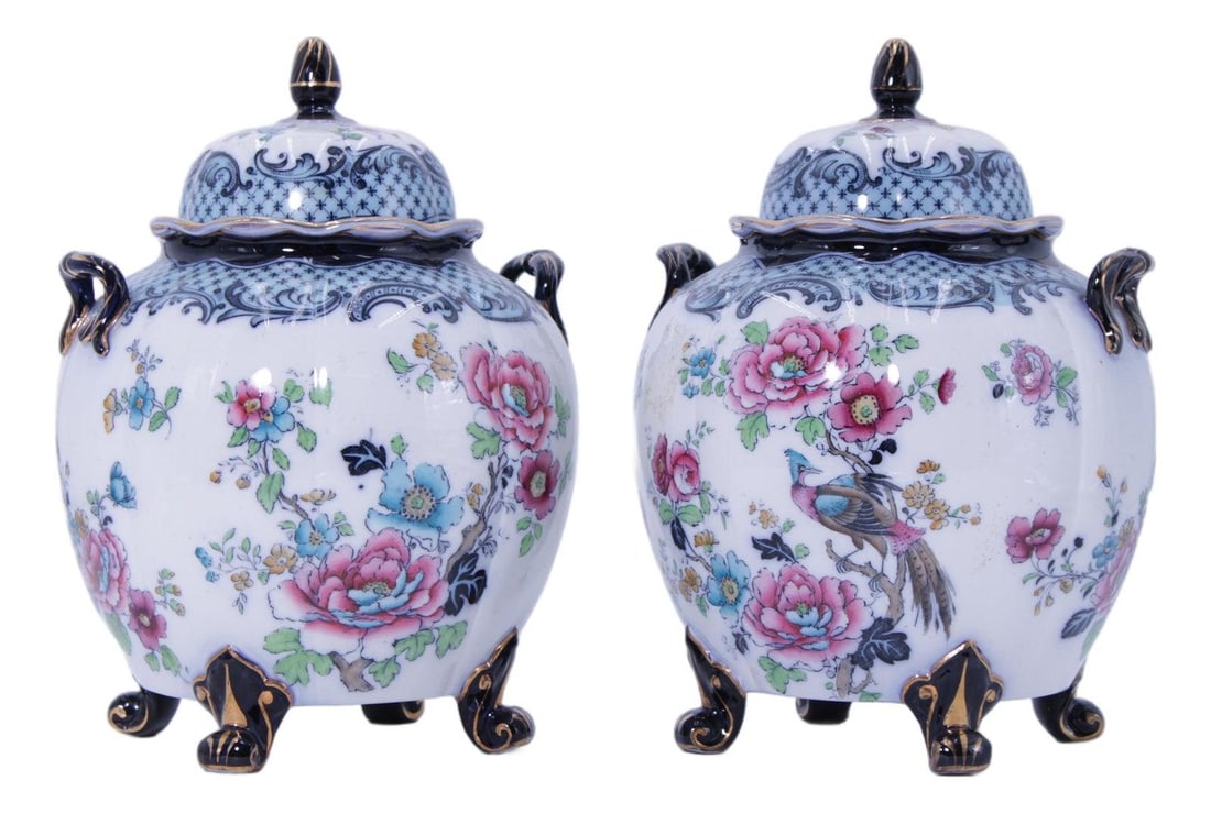 Pair Wilton Chinoiserie Porcelain Ginger Jars Lidded Blue: Pair Wilton Chinoiserie Porcelain Ginger Jars Lidded Blue This is a matching pair of 19th-century Wilton Chinoiserie lidded porcelain ginger jars. Crafted in England between circa 1820 and 1860, these