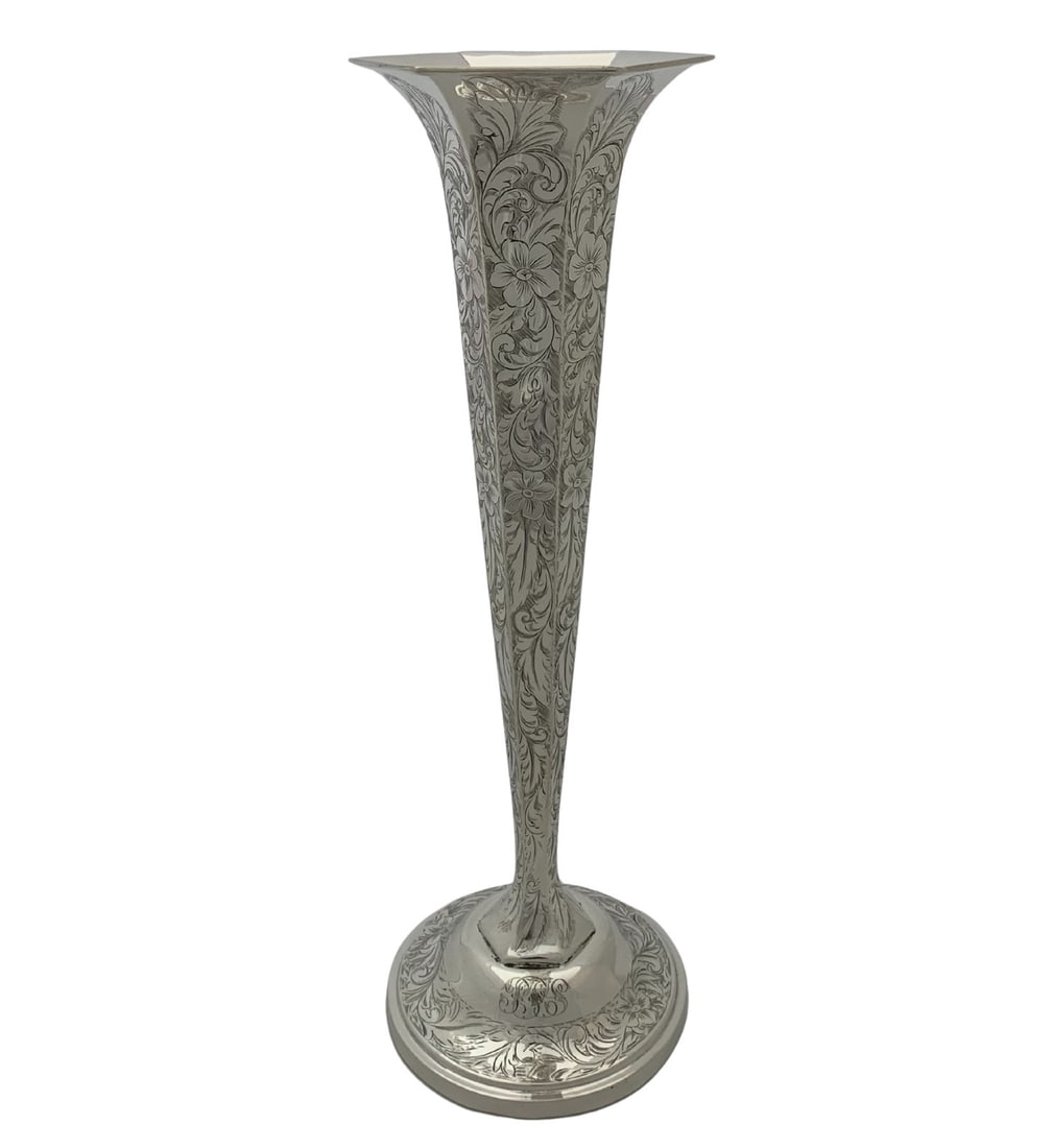 Antique 925 Sterling Silver Floral Vase Handmade Shiny Finish 13.75": Antique 925 Sterling Silver Floral Vase Handmade Shiny Finish 13.75" This exquisite Old American Antique vase is crafted from 925 sterling silver, showcasing intricate handmade floral designs that add