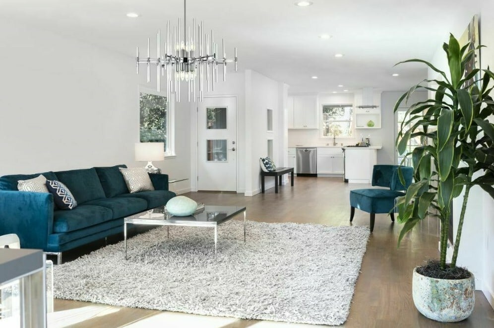 Chrome Sputnik Chandelier with 8 Clear Glass Rod Lights (1 of 9)