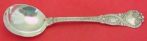 Tiffany & Co. Saint James Sterling Silver Gumbo Soup Spoon 7.75": Tiffany & Co. Saint James Sterling Silver Gumbo Soup Spoon 7.75" This exquisite gumbo soup spoon is part of the Saint James pattern by Tiffany & Co., crafted from high-quality sterling silver. Measuri
