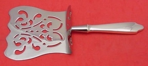 Tiffany & Co Clinton Sterling Silver Asparagus Server Custom 9": Tiffany & Co Clinton Sterling Silver Asparagus Server Custom 9" Presenting the Clinton Asparagus Server by Tiffany & Co., a stunning piece crafted from sterling silver. This custom-made server feature