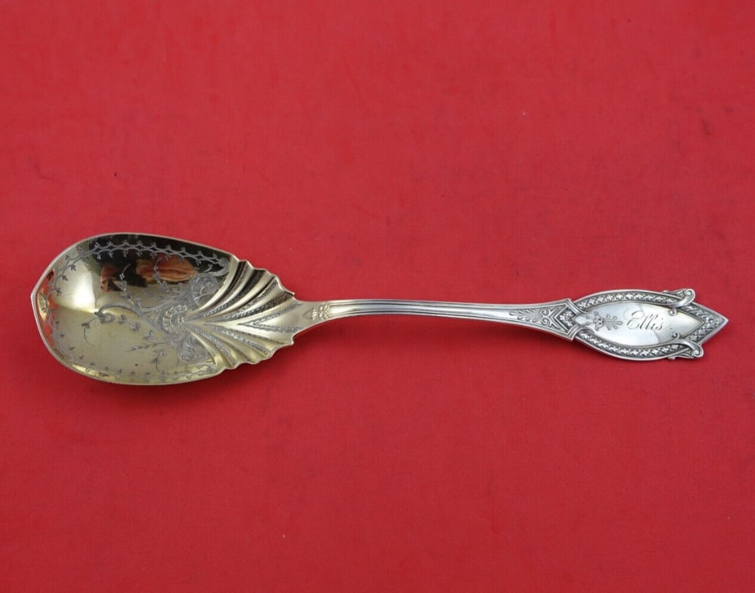 John Polhamus Shiebler Diamond Pattern Sterling Silver Berry Spoon: John Polhamus Shiebler Diamond Pattern Sterling Silver Berry Spoon This exquisite serving spoon is a notable piece from the Diamond pattern by John Polhamus, crafted by Shiebler. Made of high-quality 