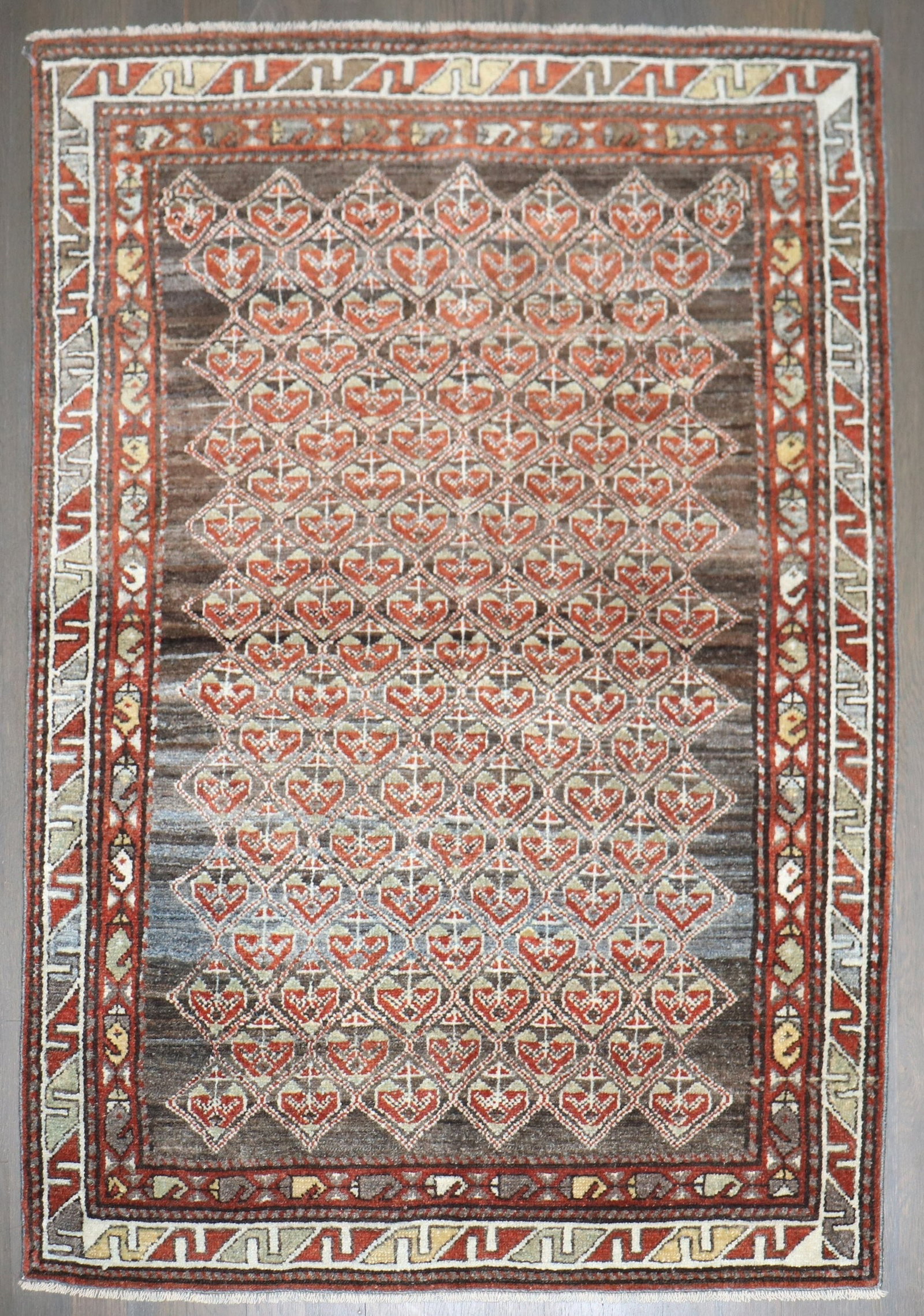 2' 9" x 3' 10" Persian Malayer Square Rug: 2' 9" x 3' 10" Persian Malayer Square Rug An early 20th-century Persian Malayer small square rug with a pre-owned condition. Specifications Item Type: Rug Origin: Persian Type: Malayer Category: Small