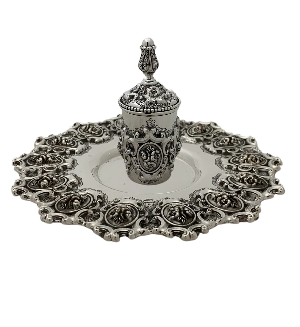 Handmade 925 Sterling Silver Floral Liquor Cup and Tray Set: Handmade 925 Sterling Silver Floral Liquor Cup and Tray Set This exquisite small liquor cup and tray set is crafted from 925 sterling silver, featuring a stunning handmade heavy floral ornate design. 