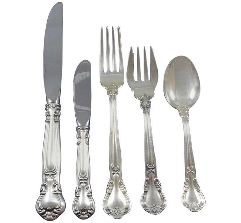 Gorham Chantilly Sterling Silver Flatware Set for 8 - 40 Pieces with Storage Chest: Gorham Chantilly Sterling Silver Flatware Set for 8 - 40 Pieces with Storage Chest Elevate your dining experience with the Chantilly by Gorham Sterling Silver Place Size Flatware Set, designed for 8 s