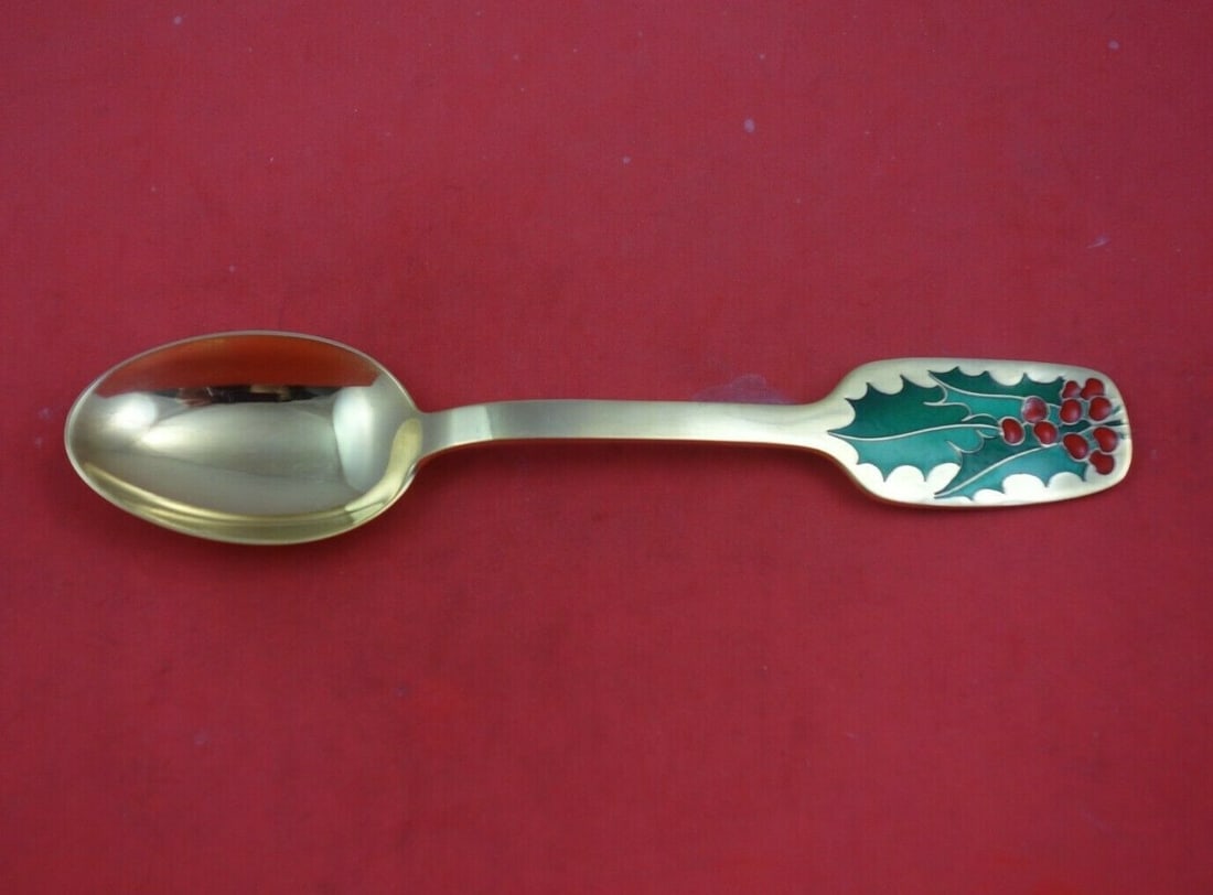 1946 A. Michelsen Christmas Spoon Sterling Silver Vermeil Holly Design: 1946 A. Michelsen Christmas Spoon Sterling Silver Vermeil Holly Design This exquisite Christmas Spoon by A. Michelsen is a fine example of Danish craftsmanship. Made of sterling silver, this teaspoon 