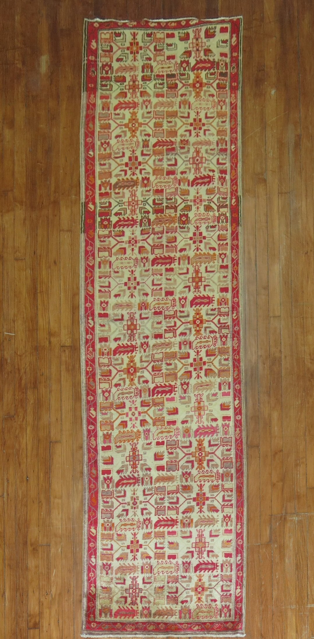2' 8" x 10' 9" Turkish Sivas Ivory Runner Rug: 2' 8" x 10' 9" Turkish Sivas Ivory Runner Rug Mid 20th century Turkish Sivas runner in an ivory colorway. This pre-owned rug is identified as a Sivas runner. Specifications Origin: Turkey Type: Sivas 