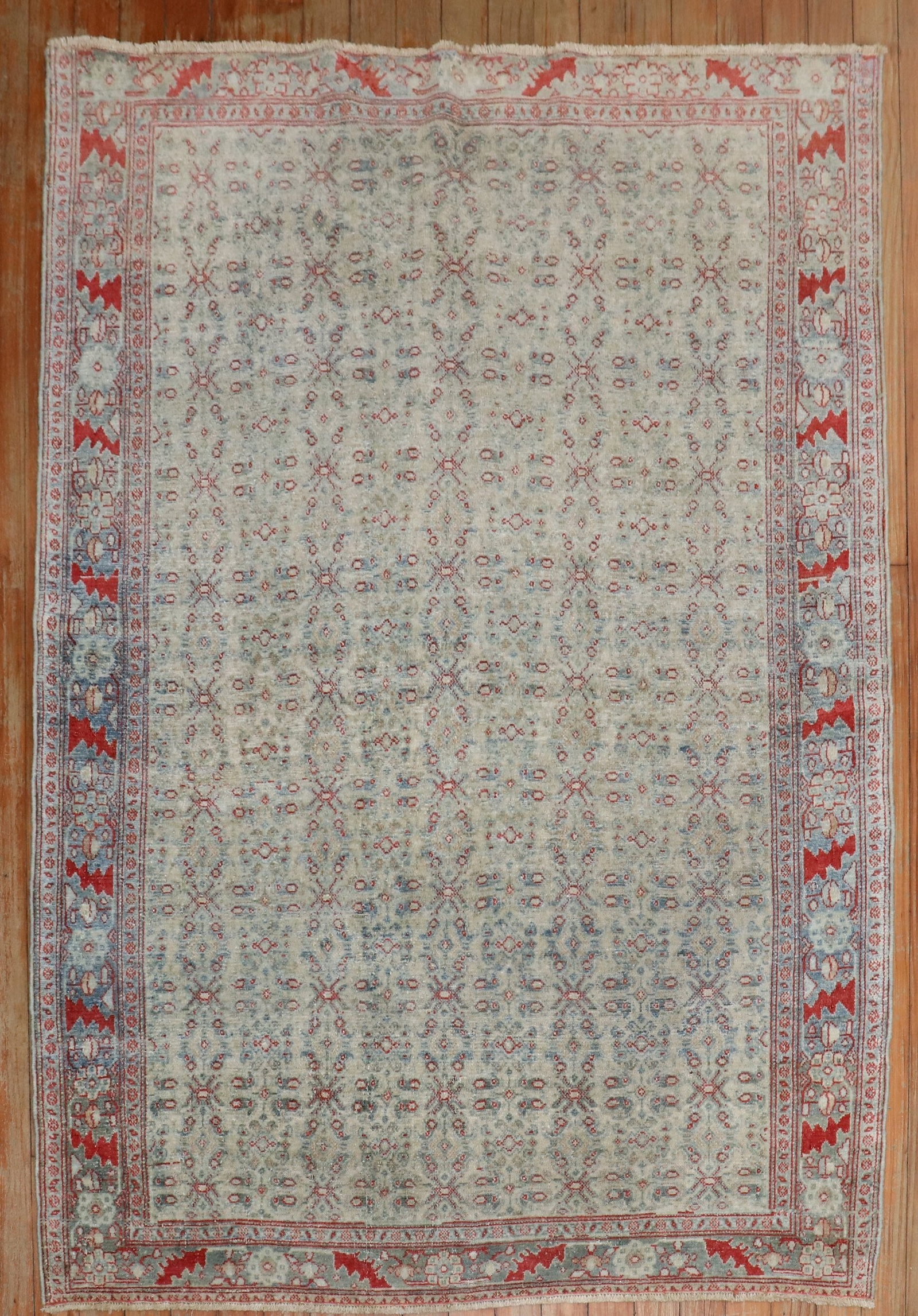 1920s Persian Senneh Small Rug 3' 6" x 4' 9": 1920s Persian Senneh Small Rug 3' 6" x 4' 9" Antique Persian Senneh scatter rug from the 1920s in a small format. This pre-owned rug is identified as a Senneh type and is suited to use as a scatter ru