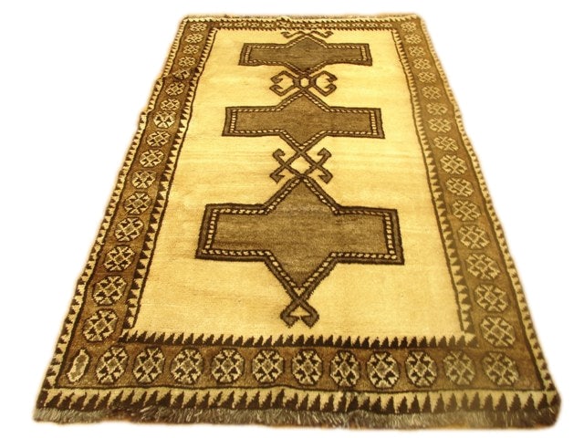 Ivory Semi-Antique Persian Shiraz Tribal Rug 3'7 x 6'7 Handcrafted Wool: Ivory Semi-Antique Persian Shiraz Tribal Rug 3'7 x 6'7 Handcrafted Wool Free continental US Shipping Discover the beauty of this exquisite Semi-Antique Persian Shiraz Tribal Rug, handwoven by skilled 