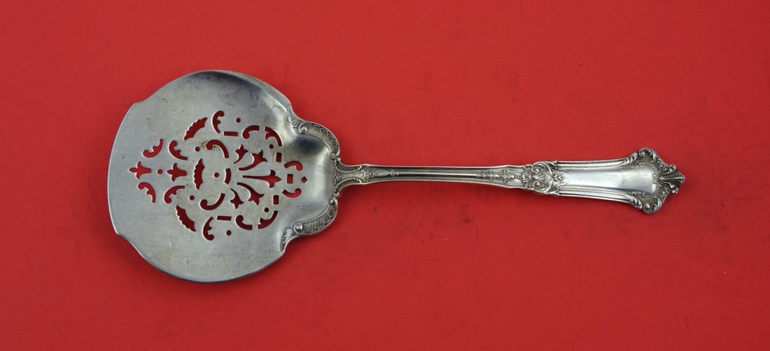 Gorham Albemarle Sterling Silver Tomato Server 7.5 Inches: Gorham Albemarle Sterling Silver Tomato Server 7.5 Inches This exquisite tomato server is part of the Albemarle pattern by Gorham, crafted from high-quality sterling silver. Measuring 7 1/2 inches, it