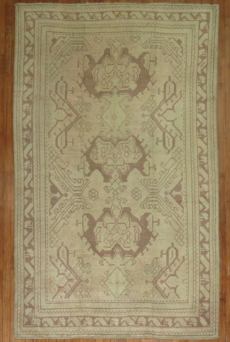 5' 1" x 8' 1" 1930s Turkish Oushak rug in neutral tones (1 of 7)