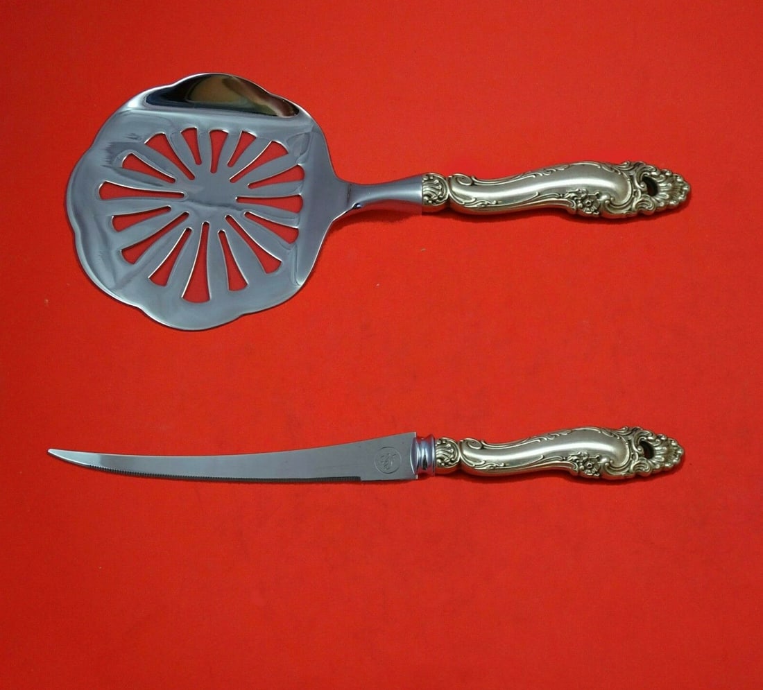 Gorham Decor Sterling Silver Tomato Serving Set 2 Pieces Custom Made: Gorham Decor Sterling Silver Tomato Serving Set 2 Pieces Custom Made Enhance your dining experience with this exquisite 2-piece tomato serving set by Gorham, crafted from high-quality sterling silver.