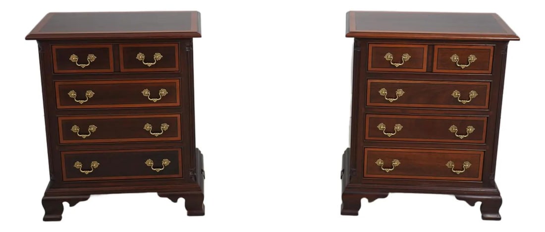 Pair Stickley mahogany nightstands with inlay 4 drawers (1 of 10)