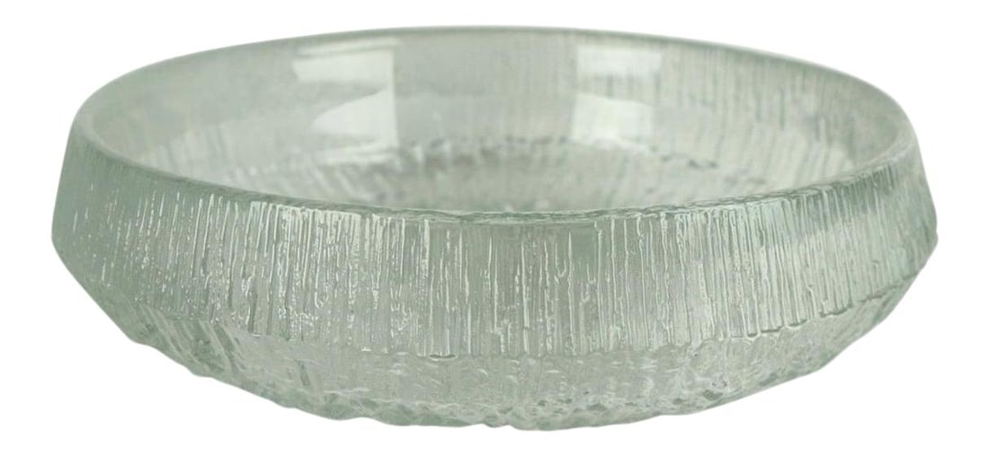 Tapio Wirkkala Ittala Lunaria Ice Block Bowl Art Glass 11.5": Tapio Wirkkala Ittala Lunaria Ice Block Bowl Art Glass 11.5" This exquisite center bowl, designed by Tapio Wirkkala for Iittala, features a striking clear glass construction with a textured ice surfac