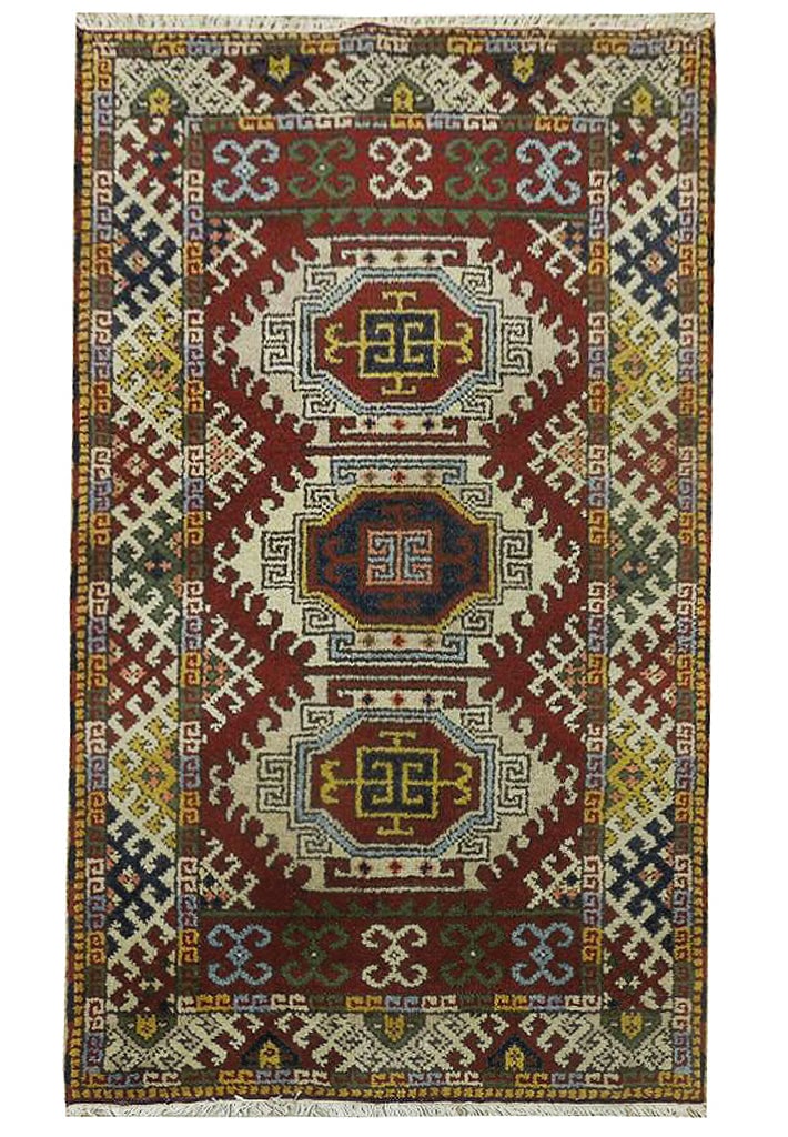 Handmade 3' x 5' India Kazak Area Rug in Wool: Handmade 3' x 5' India Kazak Area Rug in Wool Free continental US Shipping Discover the beauty of our exquisite 3' x 5' Handmade India Kazak Rug, a true representation of traditional craftsmanship. Th