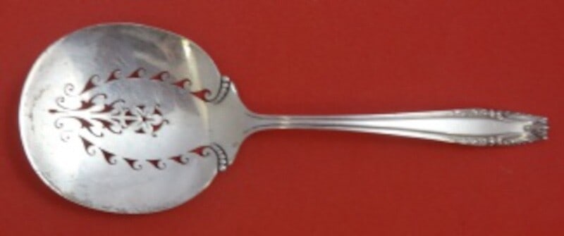 Wallace Stradivari Sterling Silver Tomato Server 8 Old Style Piercing: Wallace Stradivari Sterling Silver Tomato Server 8 Old Style Piercing This exquisite 8" tomato server is crafted from high-quality sterling silver in the classic Stradivari pattern by Wallace. Dating 