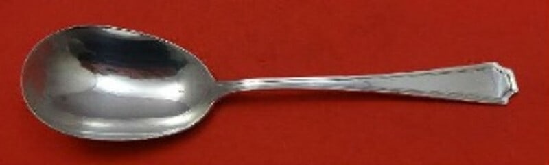 Durgin Fairfax Sterling Silver Salad Serving Spoon Ovoid 8 5/8": Durgin Fairfax Sterling Silver Salad Serving Spoon Ovoid 8 5/8" This exquisite salad serving spoon features the elegant Fairfax pattern by Durgin-Gorham, crafted from high-quality sterling silver. Wit
