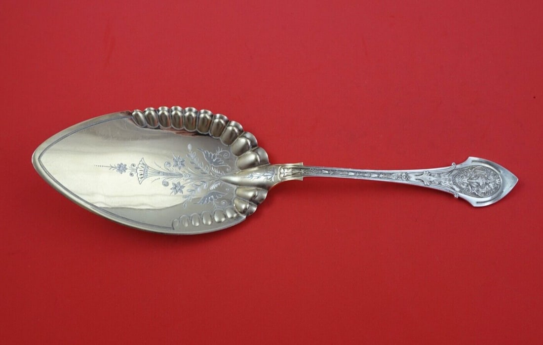 Wood & Hughes Angelo Sterling Silver Pie Server 10 3/4" Gold Wash: Wood & Hughes Angelo Sterling Silver Pie Server 10 3/4" Gold Wash This exquisite pie server is a stunning example of the Angelo pattern by Wood & Hughes, crafted from sterling silver. Featuring a flat