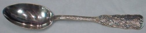 Gorham Saint Cloud Sterling Silver Serving Spoon 8.5 Inch Monogrammed: Gorham Saint Cloud Sterling Silver Serving Spoon 8.5 Inch Monogrammed This exquisite serving spoon features the elegant Saint Cloud pattern by Gorham. Crafted from high-quality sterling silver, it mea
