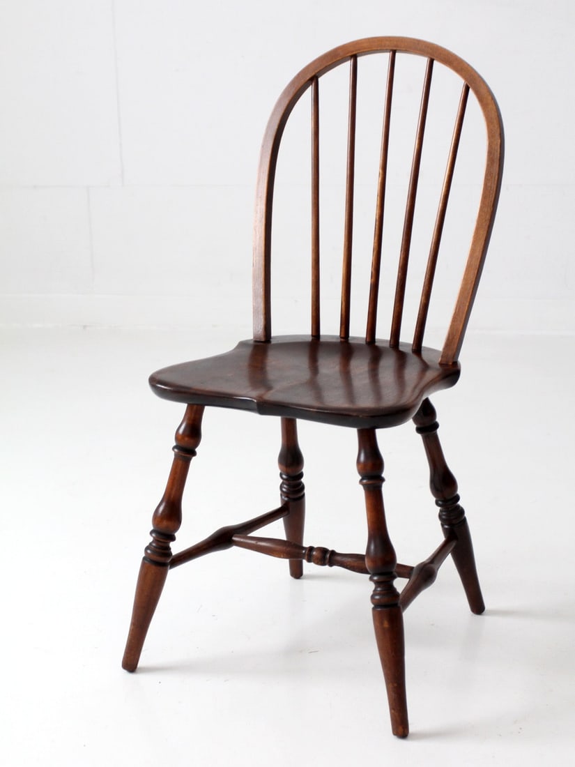 Hoop Back Windsor Style Wood Chair Mid Century 35 inch: Hoop Back Windsor Style Wood Chair Mid Century 35 inch Mid-century Windsor style spindle back chair with a tall hoop back, slender spindles, a shaped wood seat, and turned legs. The rich brown tones a