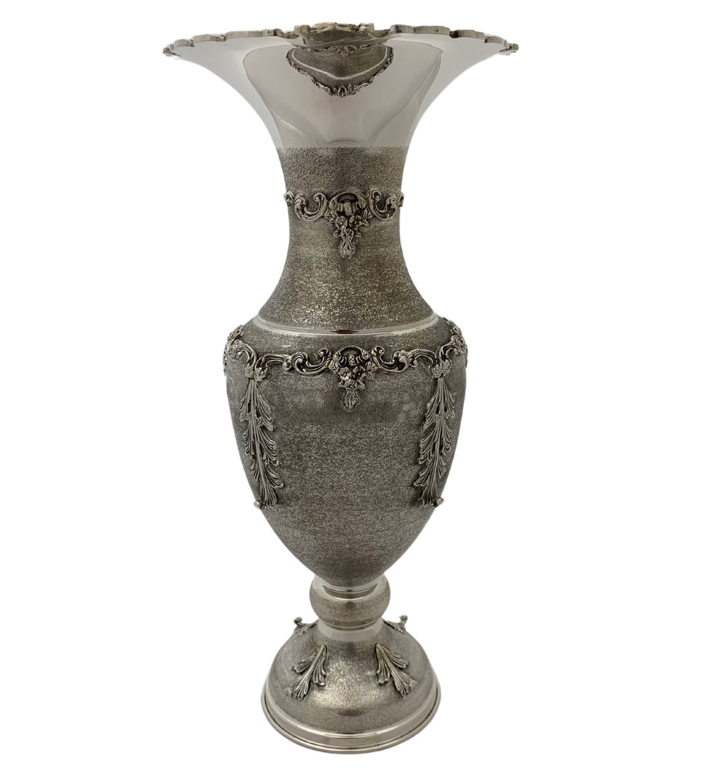 Handmade 15.5 Inch 925 Sterling Silver Floral Leaf Vase Made in Italy: Handmade 15.5 Inch 925 Sterling Silver Floral Leaf Vase Made in Italy This exquisite tall flower vase is crafted from fine 925 sterling silver, showcasing a stunning handmade design with floral and le