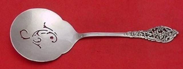 Reed and Barton Florentine Lace Sterling Silver Tomato Server 7.75" (1 of 1)
