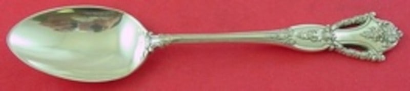 Sterling Silver Place Soup Spoon Beauvoir Pattern by Tuttle 7 Inch: Sterling Silver Place Soup Spoon Beauvoir Pattern by Tuttle 7 Inch This is a Tuttle sterling silver place soup spoon in the Beauvoir pattern. The spoon measures 7 inches in length, is not monogrammed,
