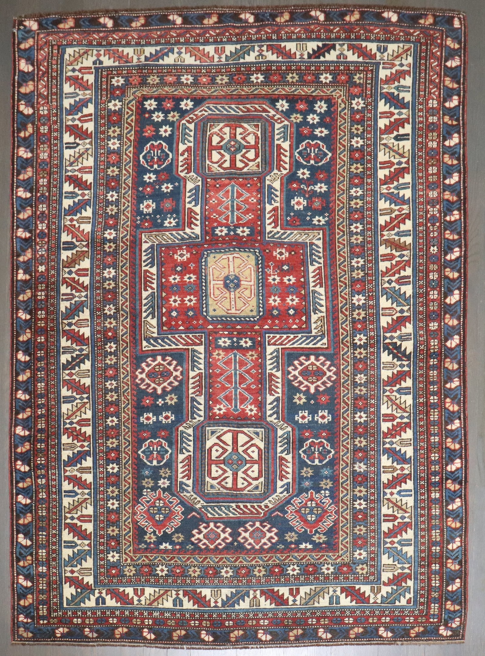 3' 8" x 4' 9" Caucasian Shirvan Rug with Keyhole Motif (1 of 6)