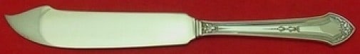 Durgin Lenox Sterling Silver Fish Knife 8.25 Inch Flat Handle: Durgin Lenox Sterling Silver Fish Knife 8.25 Inch Flat Handle Experience elegance in dining with this exquisite fish knife from Durgin, crafted in sterling silver. This piece features a flat handle de