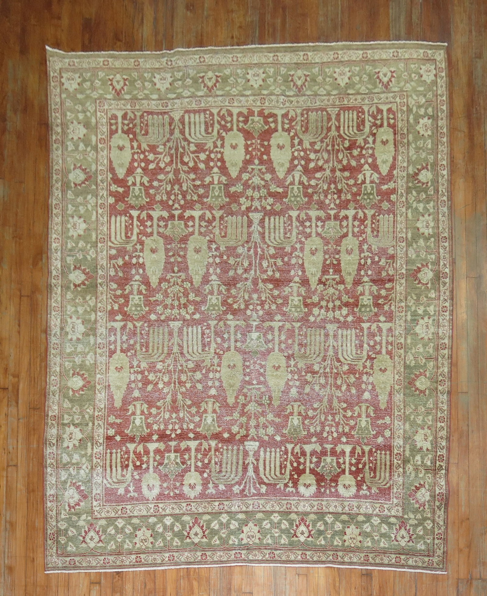 7' 3" x 9' 11" Persian Tabriz Room Rug Shabby Chic: 7' 3" x 9' 11" Persian Tabriz Room Rug Shabby Chic Worn early 20th-century Persian Tabriz rug in a shabby chic style. This pre-owned room-size rug features an intricate patterned design consistent wit