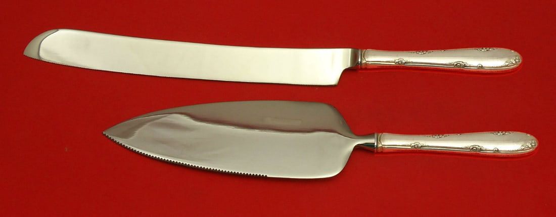 Towle Madeira 2pc Sterling Silver Wedding Cake Knife and Server Set: Towle Madeira 2pc Sterling Silver Wedding Cake Knife and Server Set A two-piece wedding cake serving set in the Madeira pattern by Towle. The set is custom made with hollow handle construction and sta