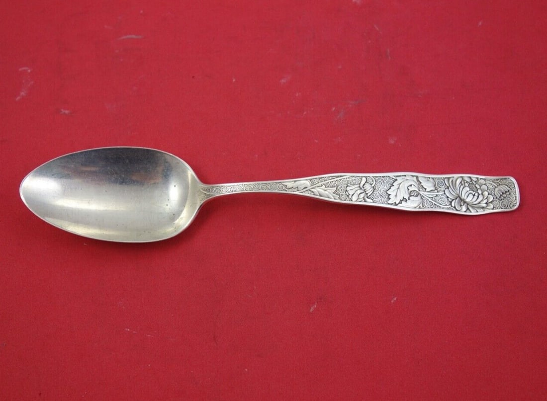 Towle Orchids Sterling Silver Dinner Spoon Monogrammed 8 1/4": Towle Orchids Sterling Silver Dinner Spoon Monogrammed 8 1/4" Enhance your dining experience with this exquisite Orchids by Towle Sterling Silver Dinner Spoon. Crafted from high-quality sterling silve