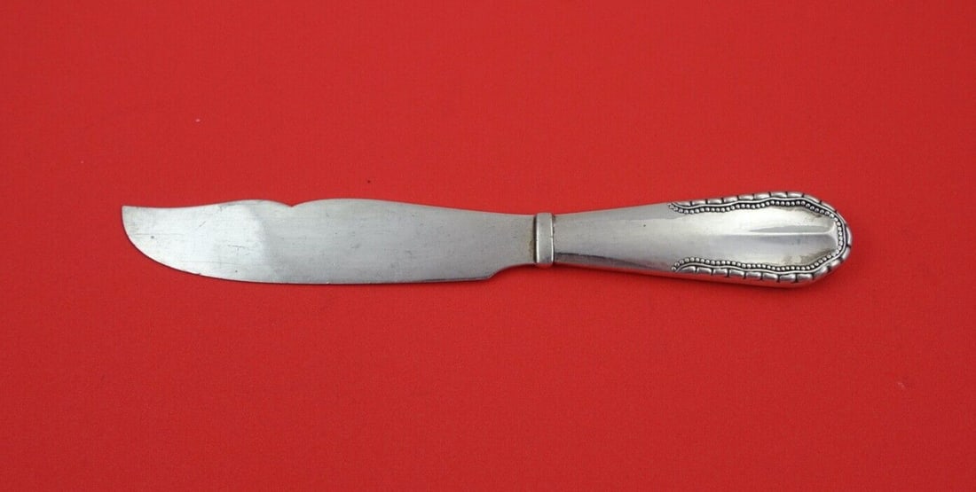 Georg Jensen Viking Sterling Silver Fish Knife 7 Inch: Georg Jensen Viking Sterling Silver Fish Knife 7 Inch This exquisite fish knife is part of the Viking pattern by Georg Jensen, crafted from high-quality sterling silver (.925). Measuring 7 inches, thi