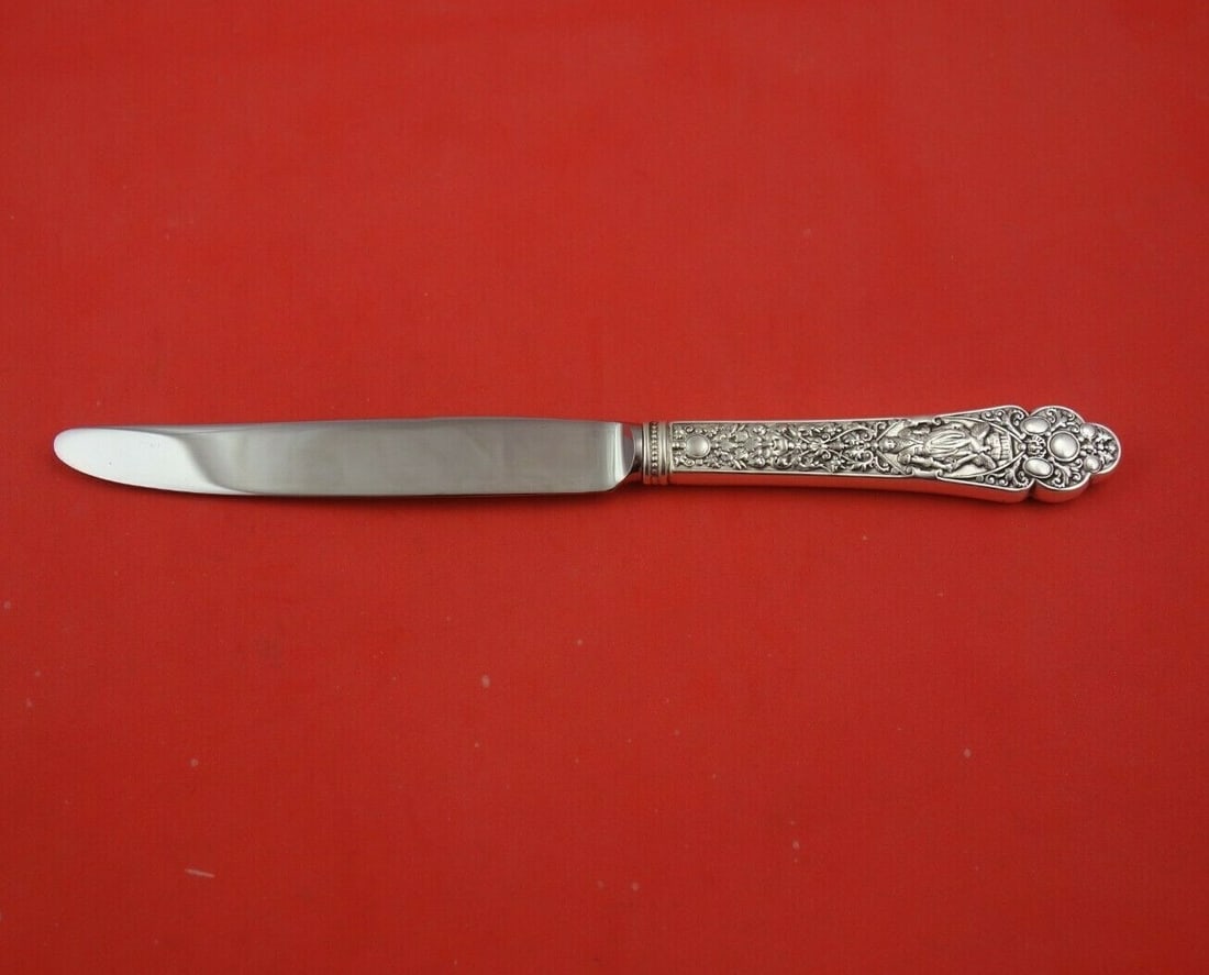 Gorham Medici Old Sterling Silver Dinner Knife 9 3/4 Multi Motif: Gorham Medici Old Sterling Silver Dinner Knife 9 3/4 Multi Motif This exquisite dinner knife is crafted by Gorham in the elegant Medici Old pattern. Featuring a sterling silver hollow handle and a dur