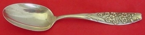 Shiebler Flora Sterling Silver Teaspoon #6 5 5/8 Inch: Shiebler Flora Sterling Silver Teaspoon #6 5 5/8 Inch This exquisite teaspoon, crafted by Shiebler, features the elegant Flora pattern and is made from high-quality sterling silver. Measuring 5 5/8 in